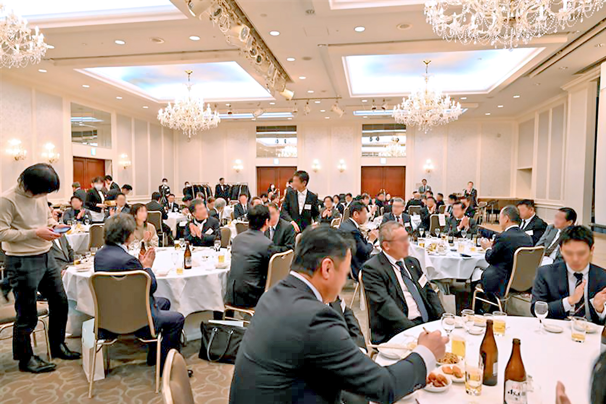 会場の盛況の様子